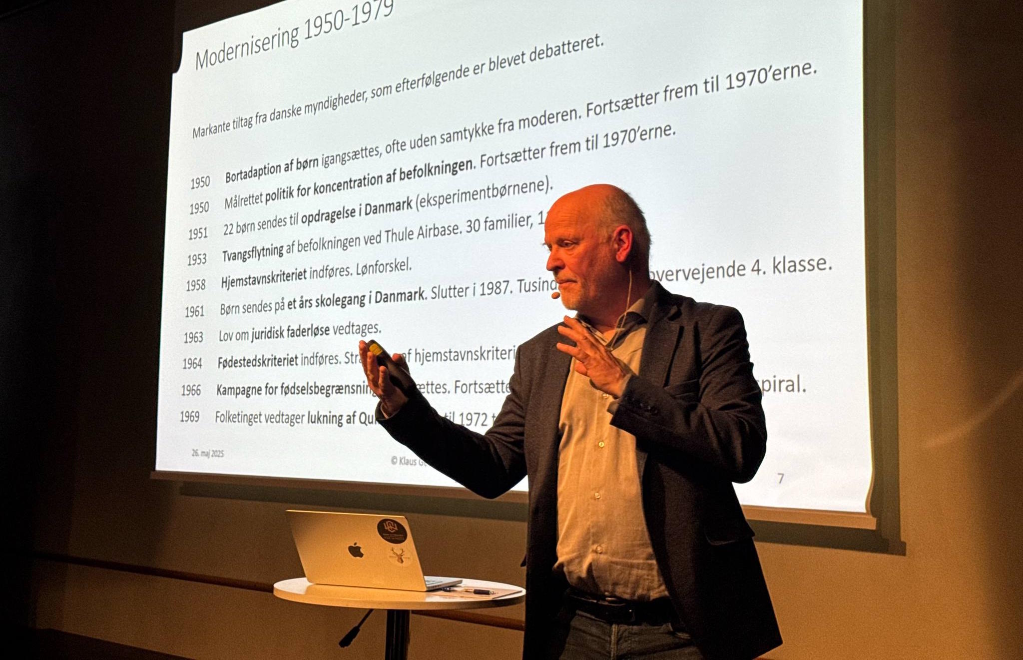 Klaus Georg Hansen giving a presentation